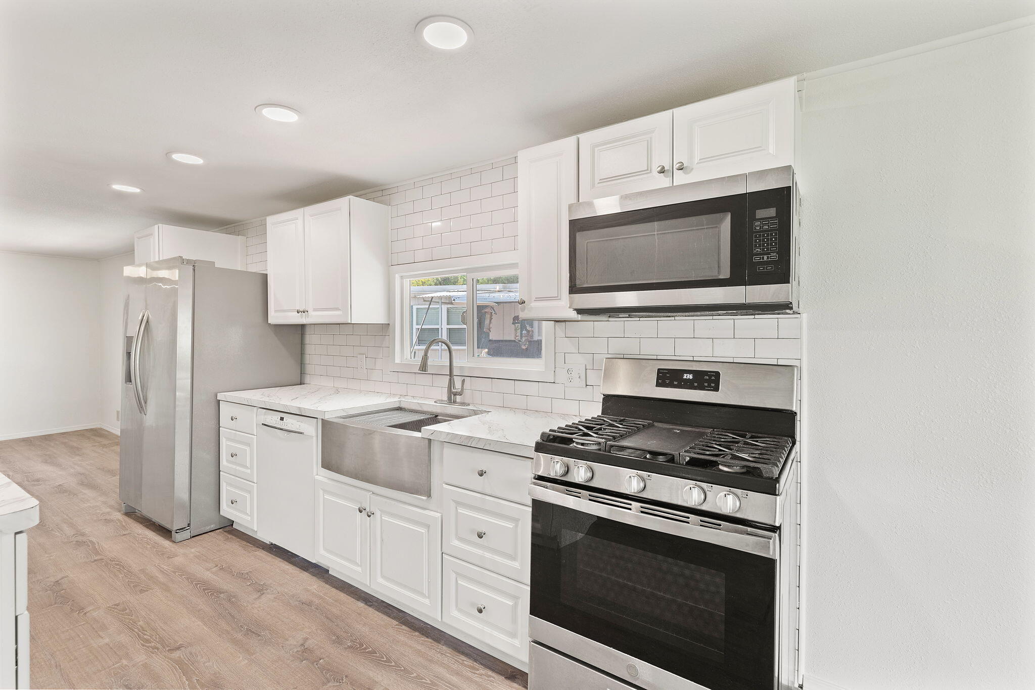 Rogue Lea Estates - Residential