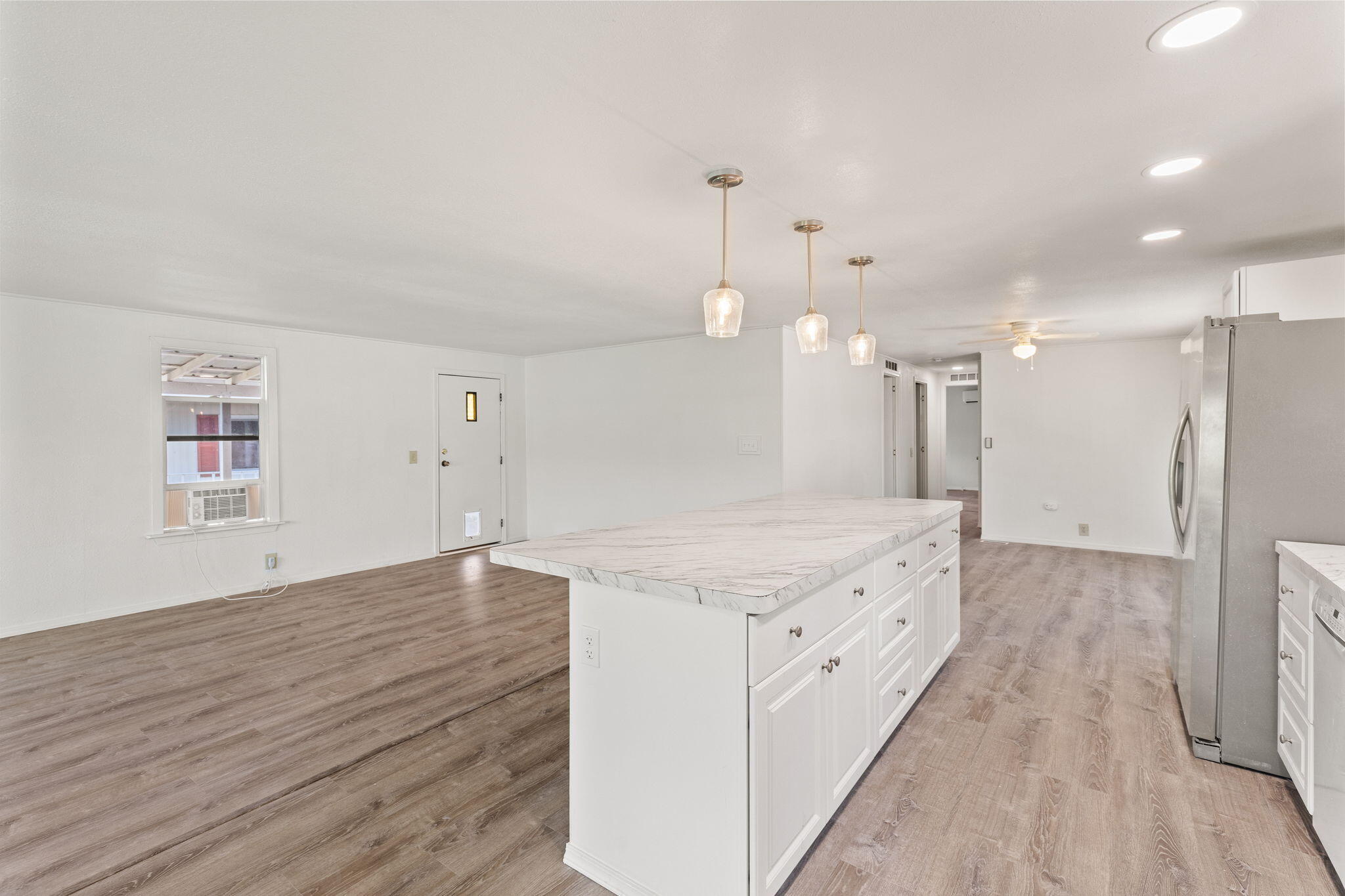 Rogue Lea Estates - Residential