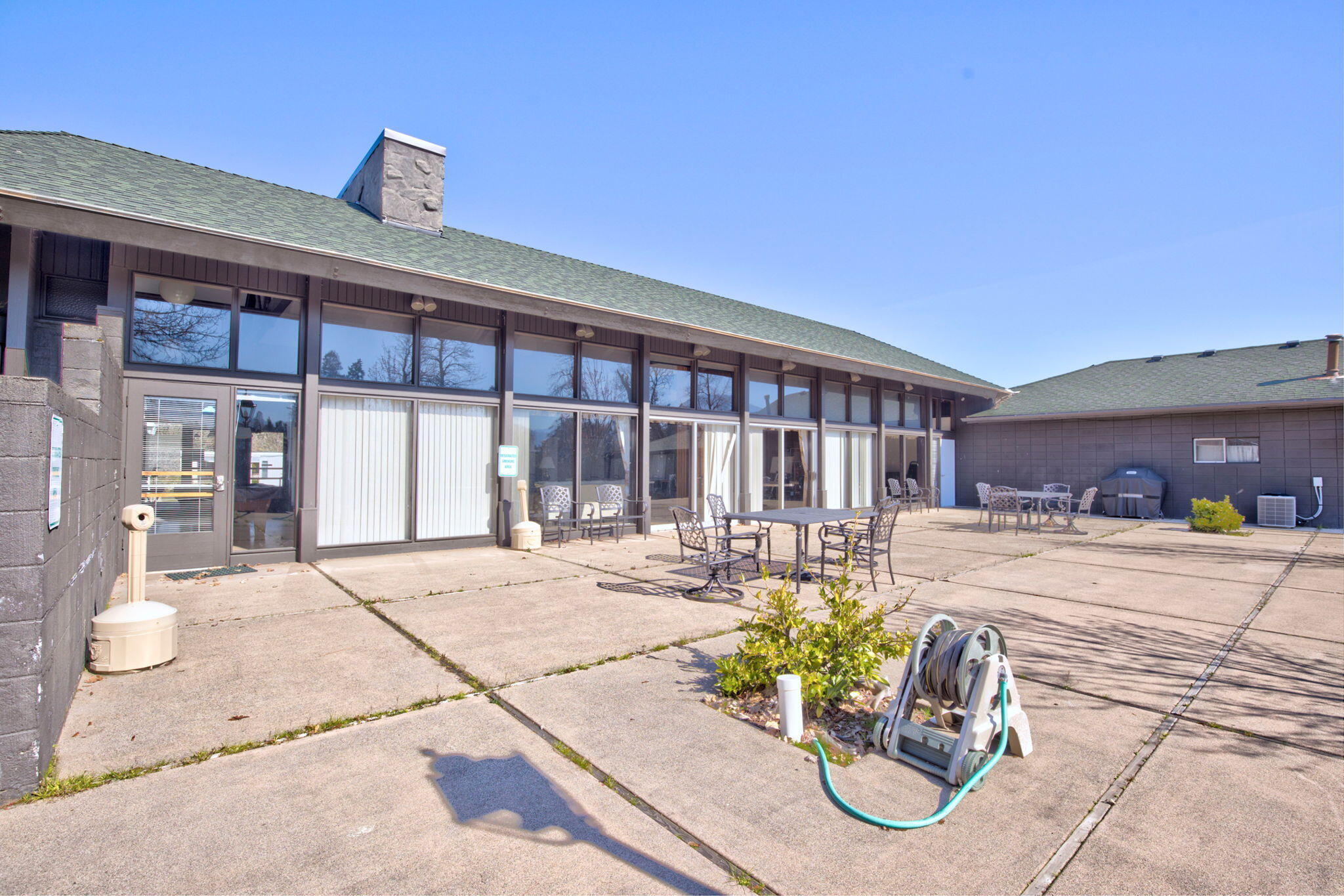 Rogue Lea Estates - Residential