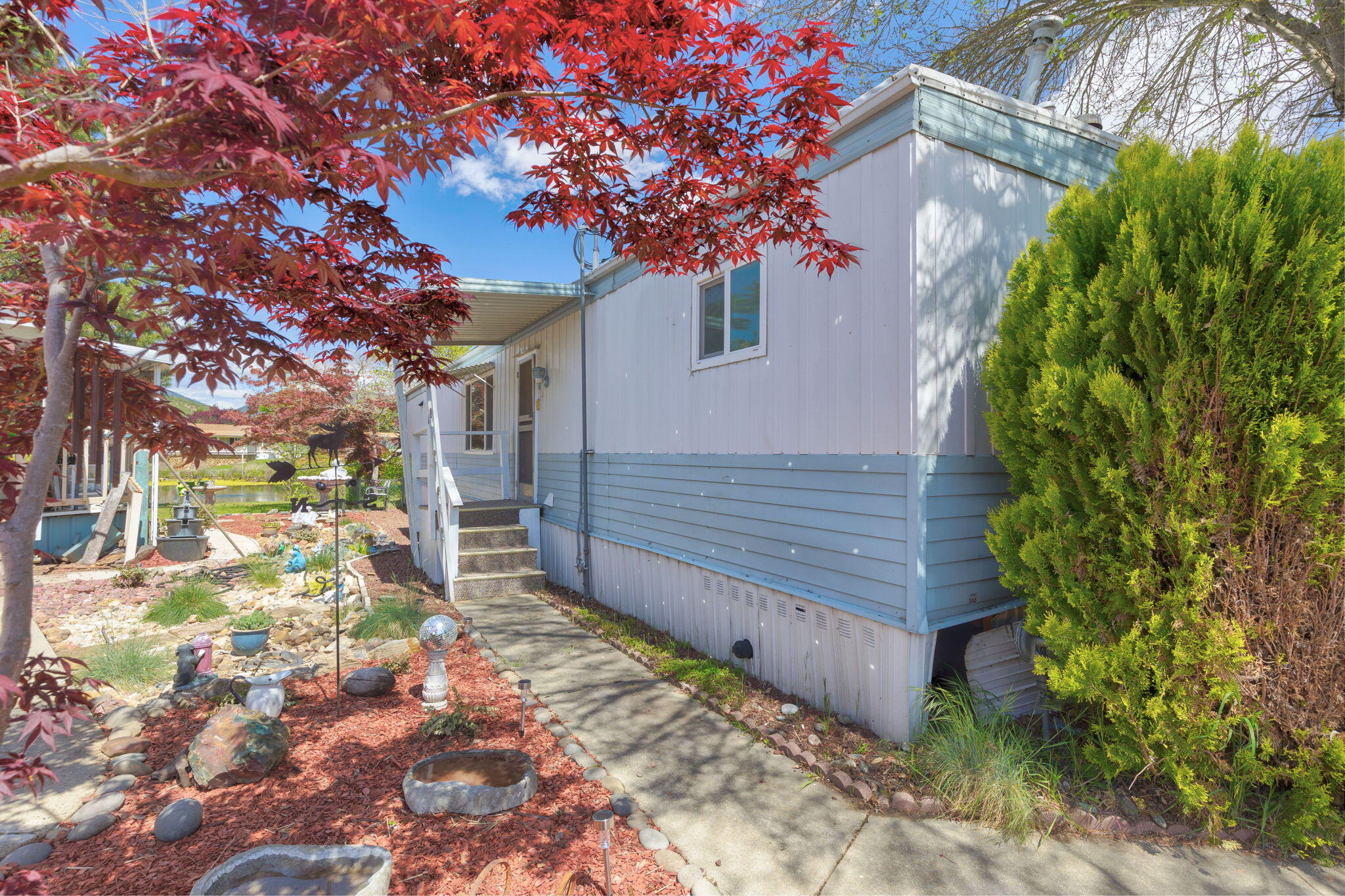 Rogue Lea Estates - Residential