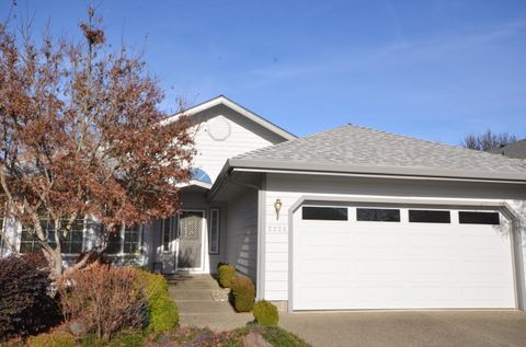 Tiny photo for 2228 Egret Court, Grants Pass, OR 97526 (MLS # 220212466)