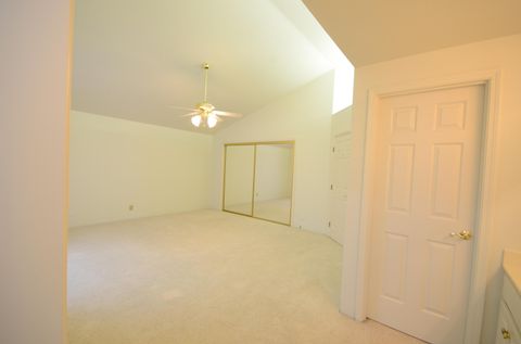 Tiny photo for 2228 Egret Court, Grants Pass, OR 97526 (MLS # 220212466)