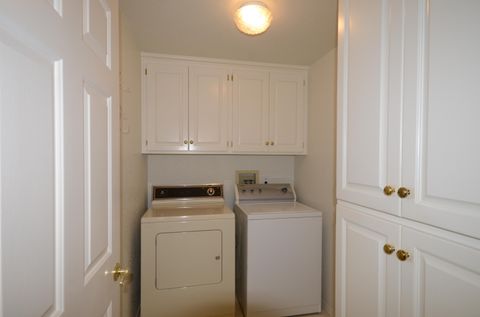 Tiny photo for 2228 Egret Court, Grants Pass, OR 97526 (MLS # 220212466)