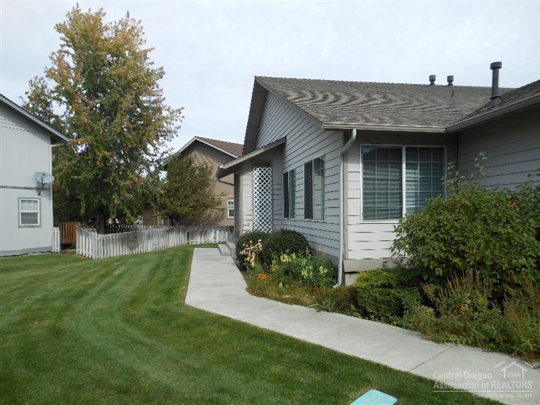 Pilot Butte Park Est - Residential Income