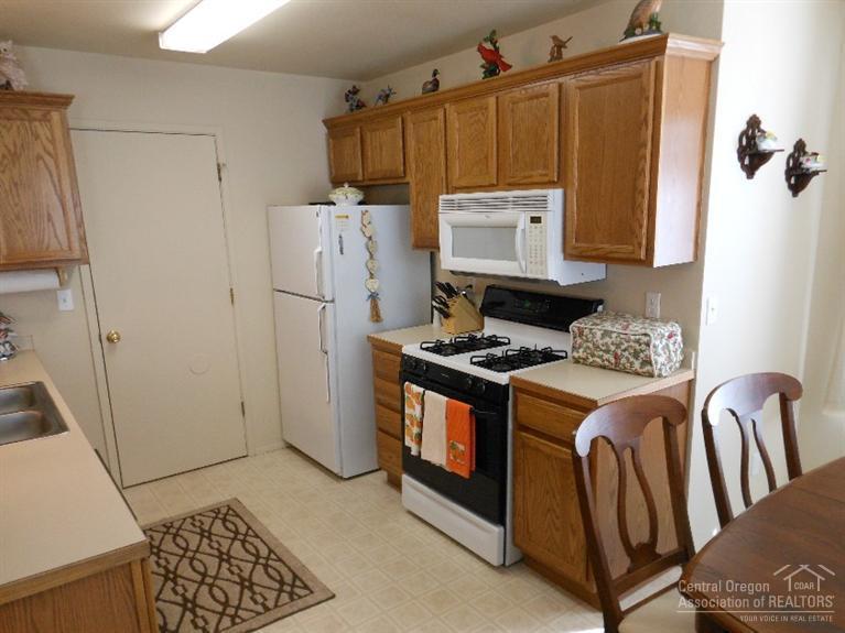 Pilot Butte Park Est - Residential Income