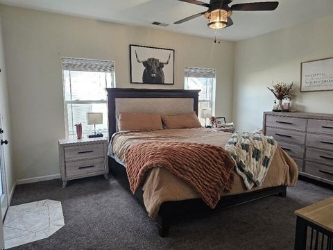 Tiny photo for 6405 Ventura Drive, Klamath Falls, OR 97603 (MLS # 220213520)