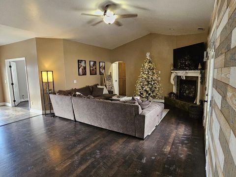 Tiny photo for 6405 Ventura Drive, Klamath Falls, OR 97603 (MLS # 220213520)