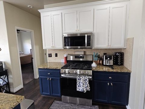 Tiny photo for 6405 Ventura Drive, Klamath Falls, OR 97603 (MLS # 220213520)