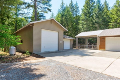 Tiny photo for 634 Minnow Lane, Wilderville, OR 97543 (MLS # 220224412)