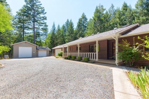 Tiny photo for 634 Minnow Lane, Wilderville, OR 97543 (MLS # 220224412)
