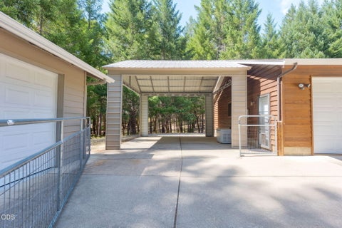 Tiny photo for 634 Minnow Lane, Wilderville, OR 97543 (MLS # 220224412)