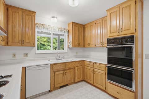 Tiny photo for 634 Minnow Lane, Wilderville, OR 97543 (MLS # 220224412)
