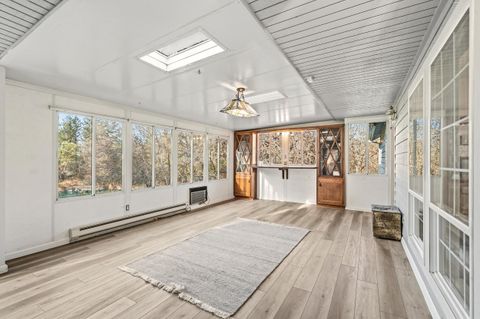 Tiny photo for 334 Village Lane, Grants Pass, OR 97527 (MLS # 220214938)