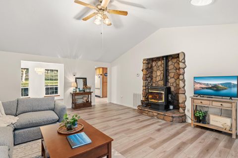 Tiny photo for 334 Village Lane, Grants Pass, OR 97527 (MLS # 220214938)