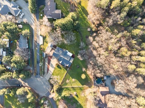 Tiny photo for 334 Village Lane, Grants Pass, OR 97527 (MLS # 220214938)