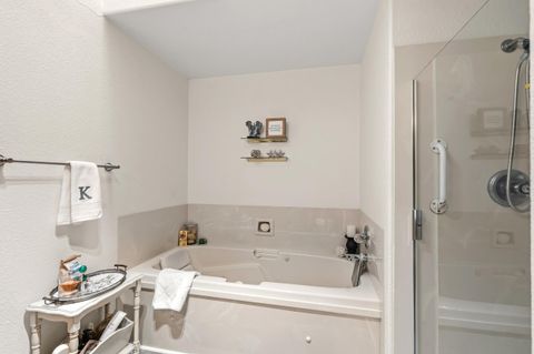 Tiny photo for 334 Village Lane, Grants Pass, OR 97527 (MLS # 220214938)