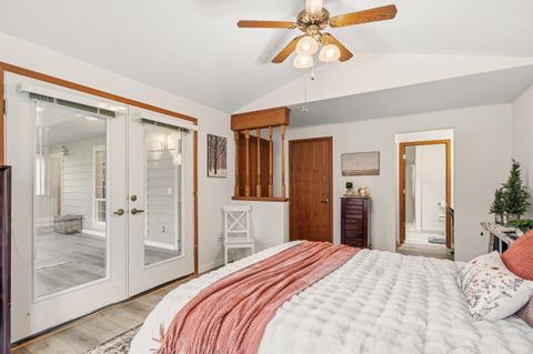 Tiny photo for 334 Village Lane, Grants Pass, OR 97527 (MLS # 220214938)