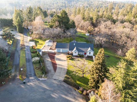 Tiny photo for 334 Village Lane, Grants Pass, OR 97527 (MLS # 220214938)