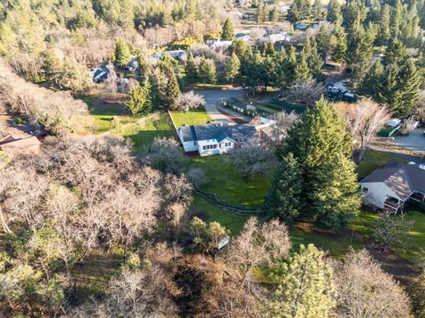Tiny photo for 334 Village Lane, Grants Pass, OR 97527 (MLS # 220214938)