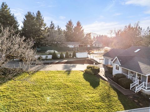 Tiny photo for 334 Village Lane, Grants Pass, OR 97527 (MLS # 220214938)