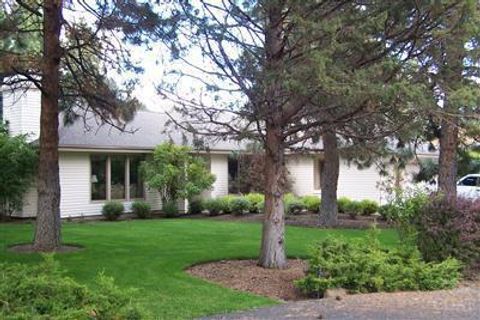 20436 SE Powder Mountain Lane SE Bend OR 97702