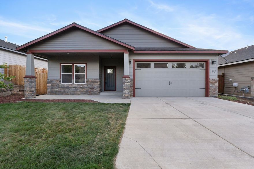 Incredible single level home with 4 bedrooms, 3 full bathrooms, including 2 primary suites. 
Great for extended family loving. 
Large lot! .21 of an acre.
Lots of upgrades including custom hand built cabinets, vinyl planking, granite counters, covered back patio, open floor plan.
Close to schools, shopping.
Seller is having a custom island installed in kitchen and will pay $10,000 towards closing cost or buydown.