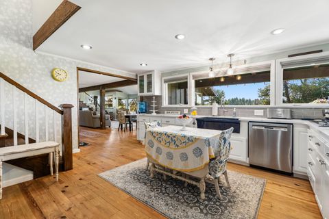 Tiny photo for 52812 Timber Lane Loop, La Pine, OR 97739 (MLS # 220206873)