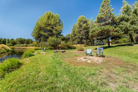 Tiny photo for 52812 Timber Lane Loop, La Pine, OR 97739 (MLS # 220206873)