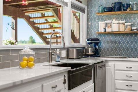 Tiny photo for 52812 Timber Lane Loop, La Pine, OR 97739 (MLS # 220206873)