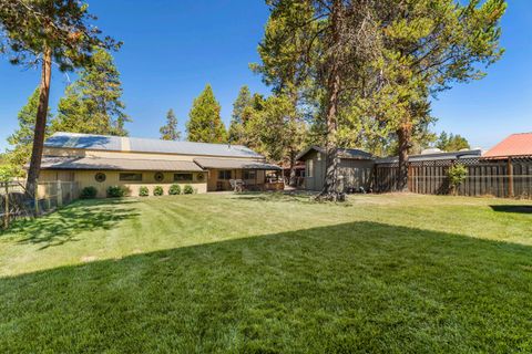 Tiny photo for 52812 Timber Lane Loop, La Pine, OR 97739 (MLS # 220206873)