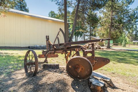 Tiny photo for 52812 Timber Lane Loop, La Pine, OR 97739 (MLS # 220206873)