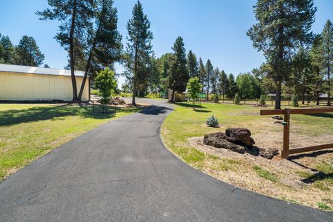 Tiny photo for 52812 Timber Lane Loop, La Pine, OR 97739 (MLS # 220206873)