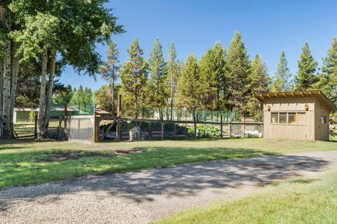 Tiny photo for 52812 Timber Lane Loop, La Pine, OR 97739 (MLS # 220206873)