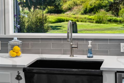 Tiny photo for 52812 Timber Lane Loop, La Pine, OR 97739 (MLS # 220206873)