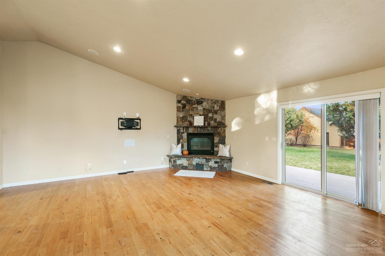 Mw Acre Tracts - Residential