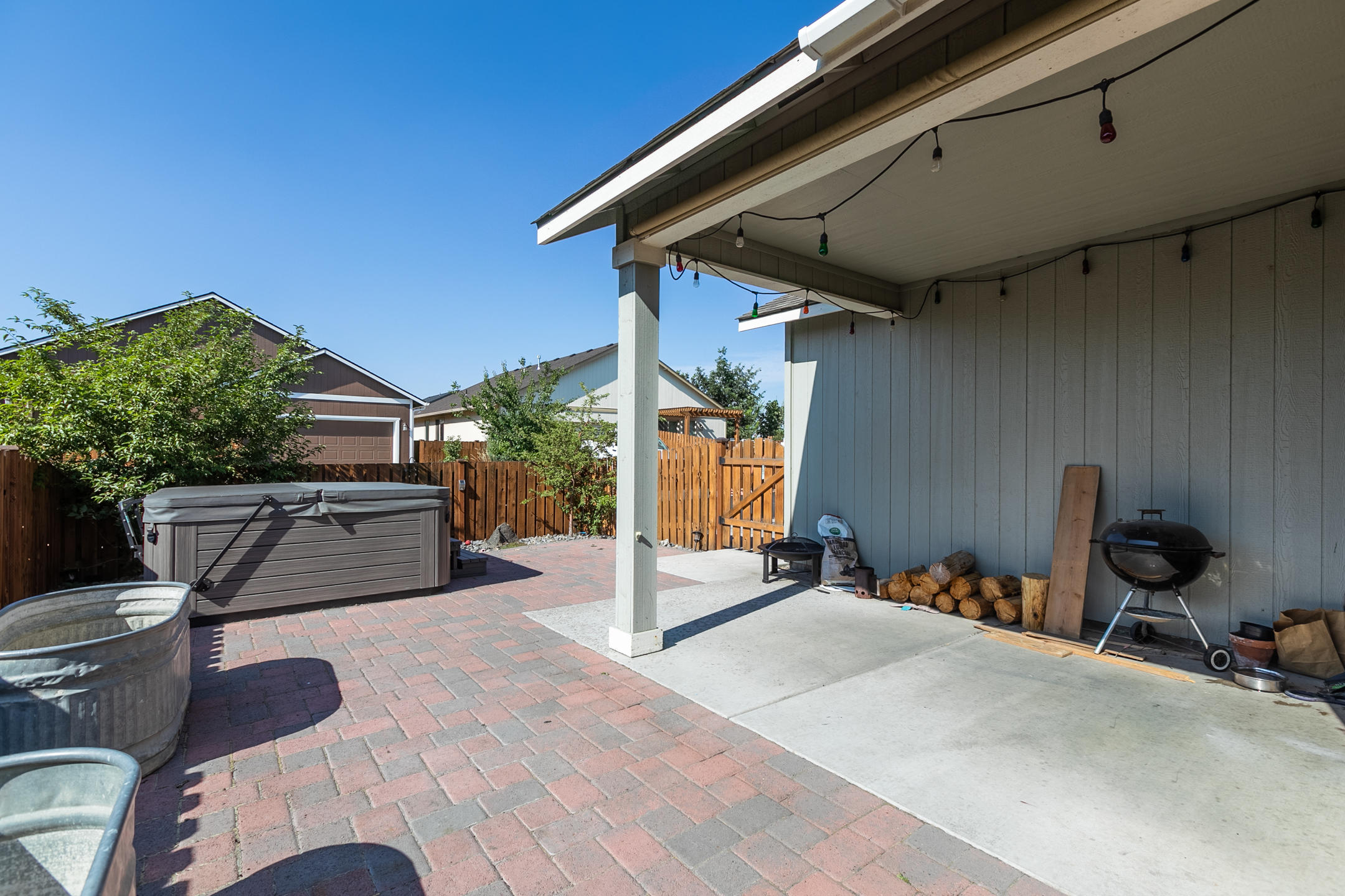 Gardenside - Residential