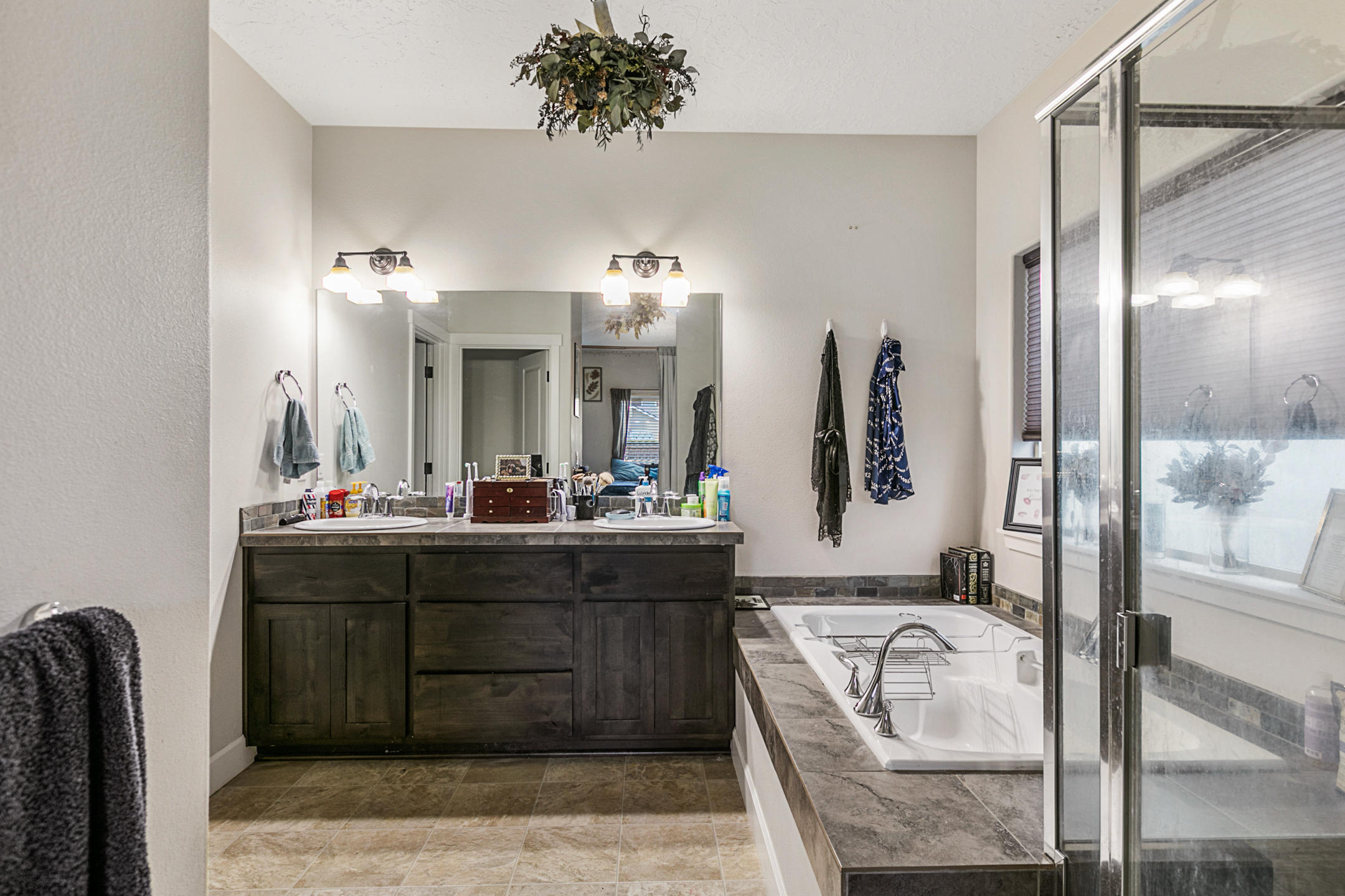 Gardenside - Residential