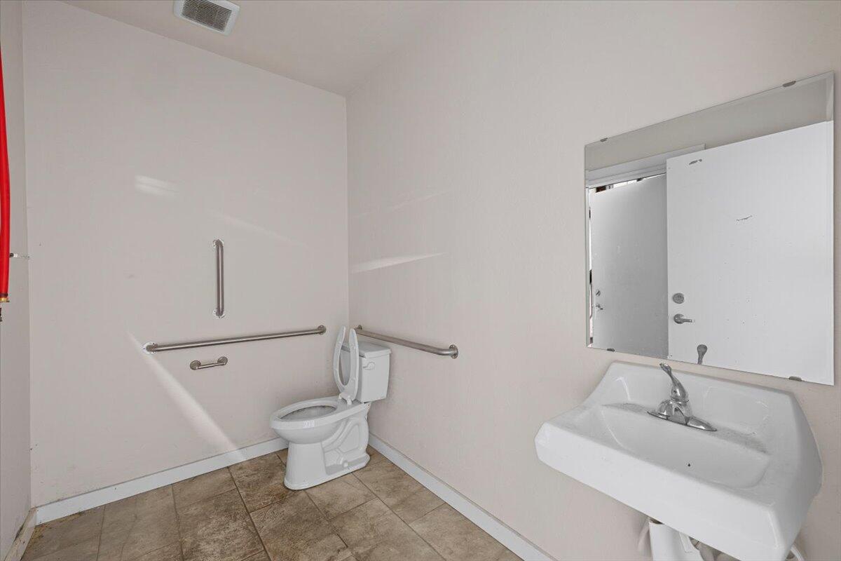 Kirtland Rock Industrial Subdivision Phase 1 - Commercial Sale