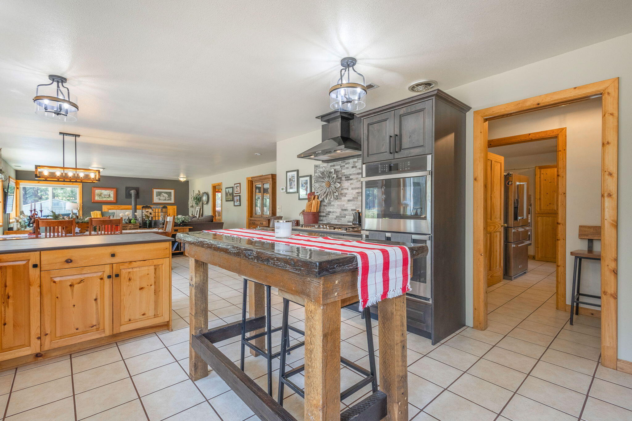 Fall River Estate - Residential