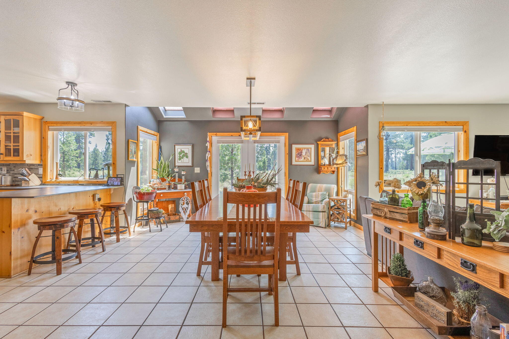 Fall River Estate - Residential