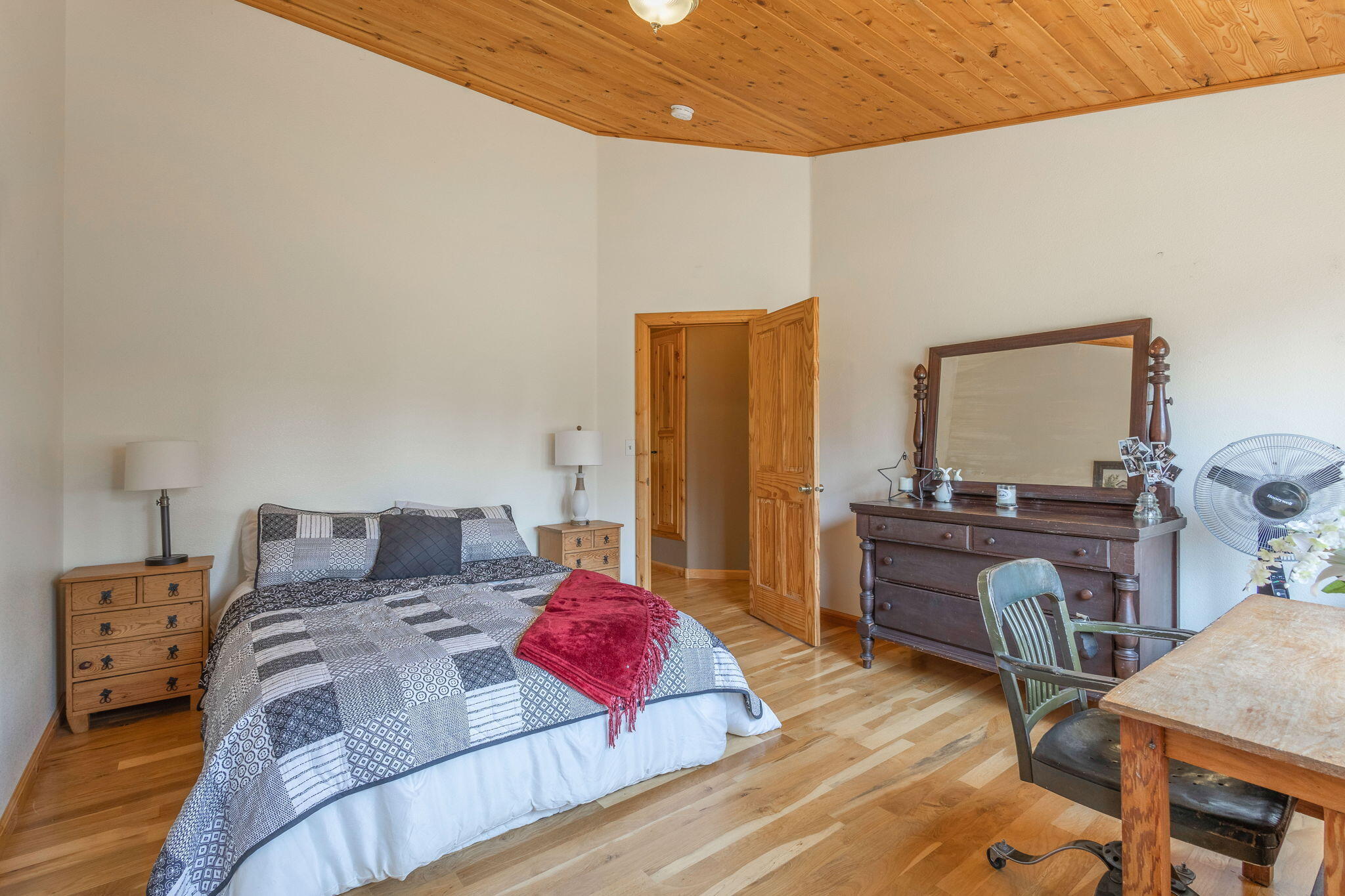 Fall River Estate - Residential