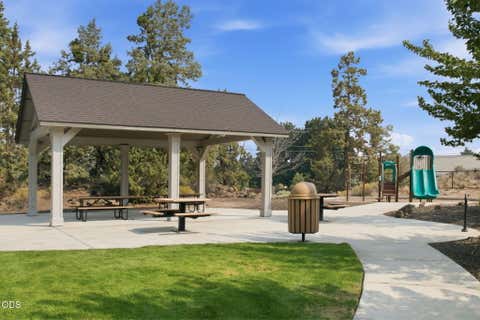 Tiny photo for 2910 SW Yew Park Lane, Redmond, OR 97756 (MLS # 220226621)