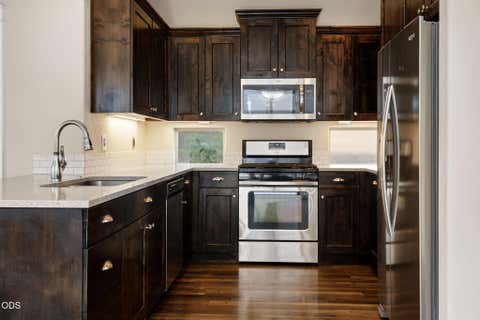 Tiny photo for 2910 SW Yew Park Lane, Redmond, OR 97756 (MLS # 220226621)