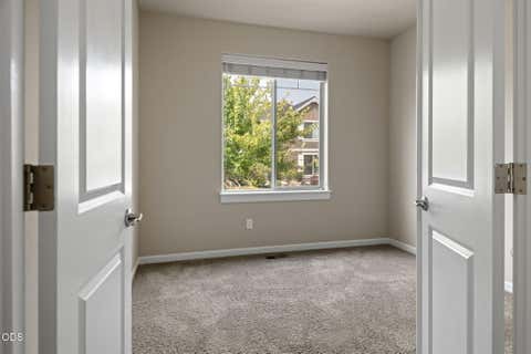 Tiny photo for 2910 SW Yew Park Lane, Redmond, OR 97756 (MLS # 220226621)