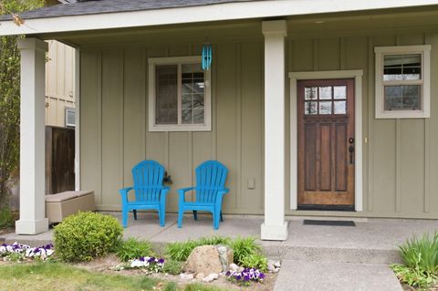 Tiny photo for 63113 De Haviland Court, Bend, OR 97701 (MLS # 220219756)