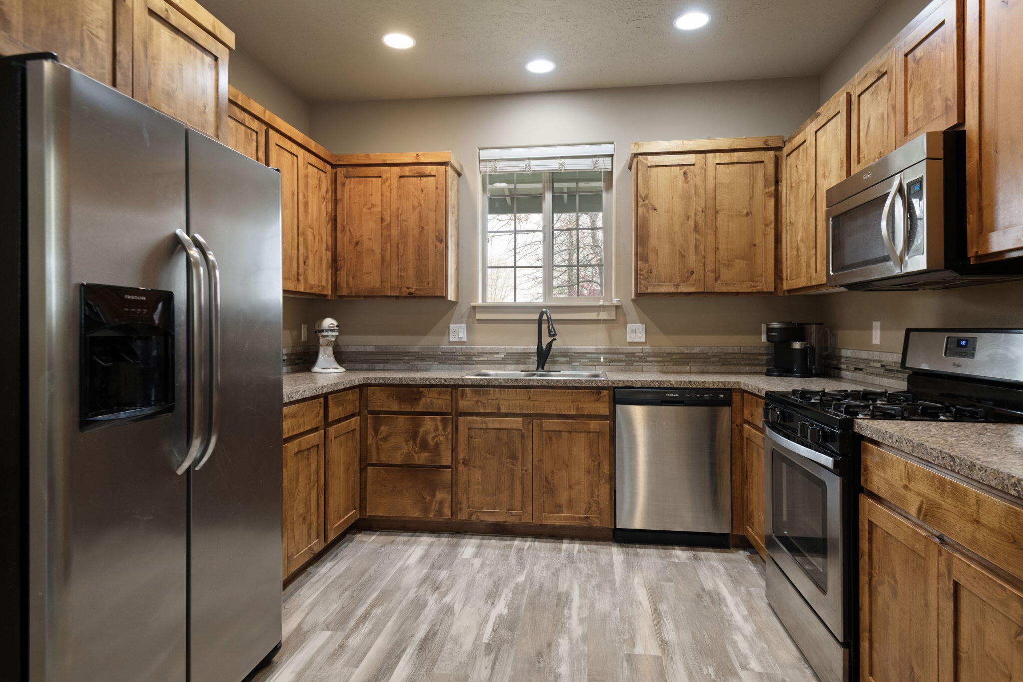 63113 De Haviland Court