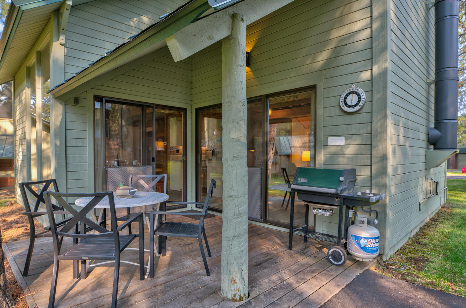 Ranch Cabins - Residential