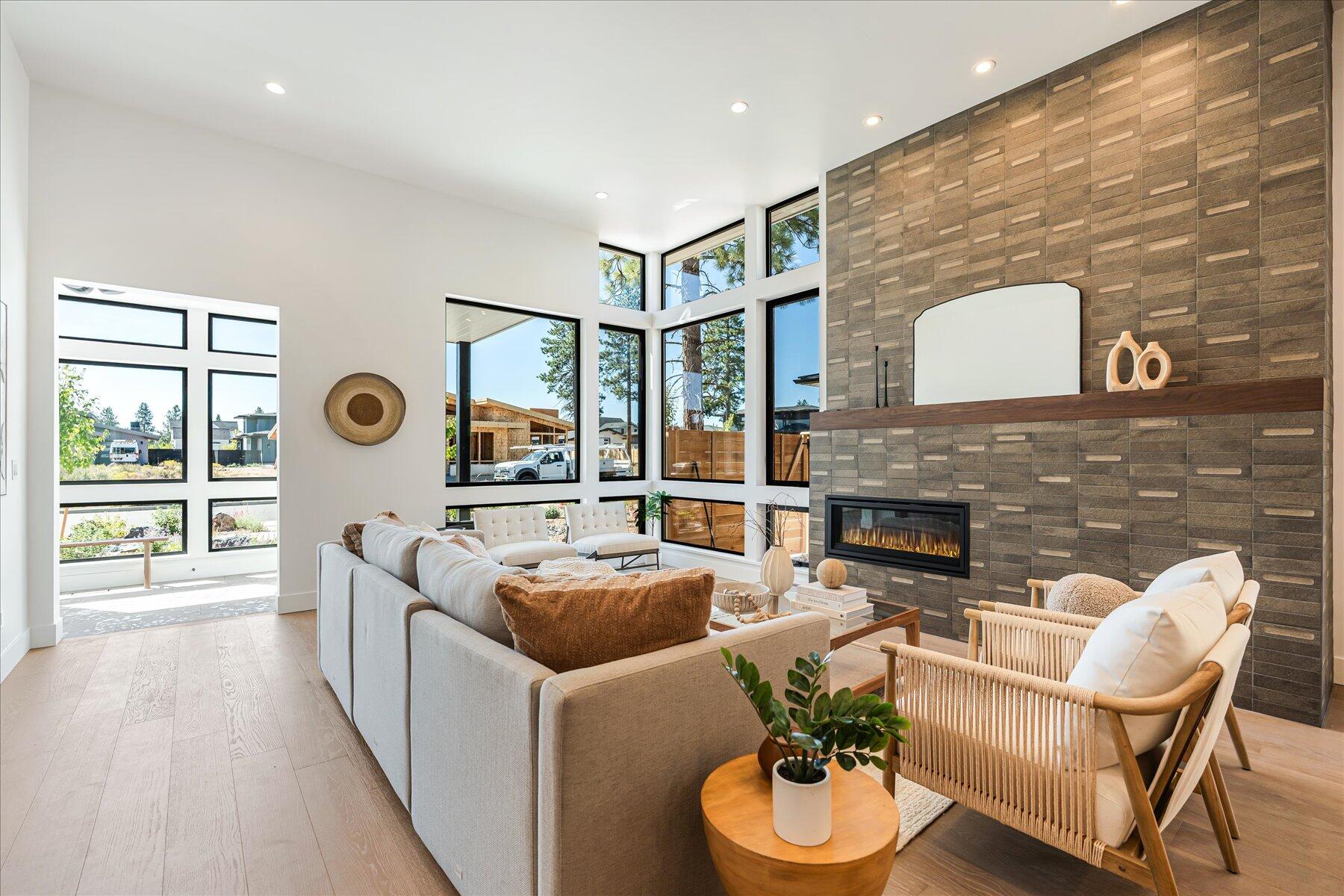 Discovery West Phase 6 & 7 - Residential