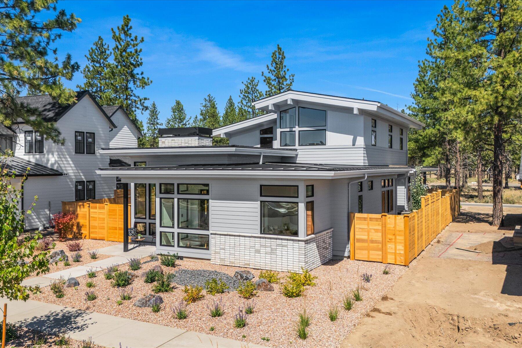 Discovery West Phase 6 & 7 - Residential