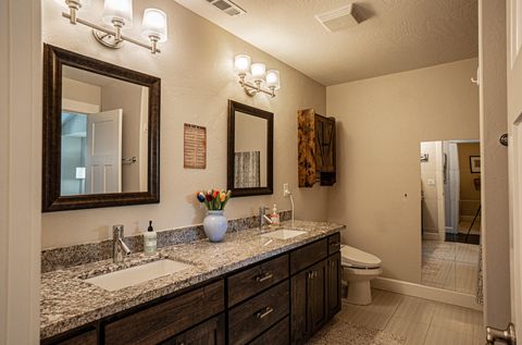 Tiny photo for 583 Plum Ridge Court, Ashland, OR 97520 (MLS # 220217278)